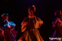 FOTO: Lulus Dari JKT48, Ve Dapat Pelukan Hangat Dari Para Member