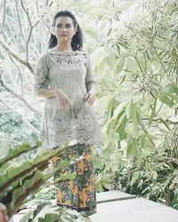 FOTO Malam Midodareni Mytha Lestari - Barry, Penuh Gelak Tawa