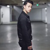 FOTO: Manis! Billy Davidson Hadir di Acara Kelulusan Sang Kekasih