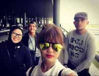 FOTO: Manis, Rina Nose & Fakhrul Razi Liburan Bareng di Malaysia