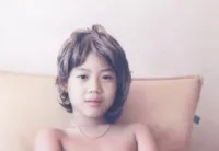 Foto Masa Kecil Bintang Korea Ini Adorable Banget, Bikin Gemas