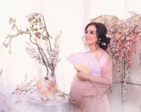 FOTO Maternity Shoot Tiffany Orie, Perut Buncit Makin Cantik