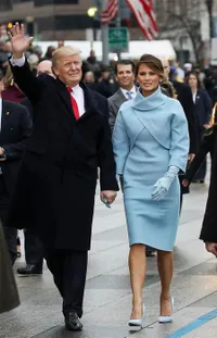 FOTO: Melania Trump Mendadak Jadi 'Tukang Kebun', Cantik Atau ...