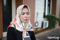 FOTO Membawa Saksi, Istri Abdee Slank Kembali Hadiri Sidang Cerai