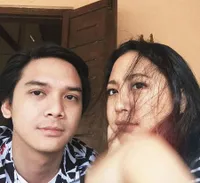 Foto Mesra Sherina dan Baskara Mahendra, Gandengan Tangan Antar ke Toilet - Sudah Kenal Ortu Tapi Belum Ngaku Pacaran