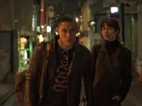 FOTO: Mesranya Ganindra & Andrea Nonton Konser Coldplay di Jepang