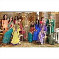 FOTO: Mewah, KD Bergaya Bollywood Bareng Geng Arisan Kepompong