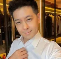 Foto Mobil Tesla Jimmy Lin Alami Kecelakaan Parah dan Terbakar, Hampir Kehilangan Nyawa