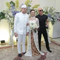 FOTO: Momen Deddy Corbuzier Datang ke Nikahan Kalina Mantan Istri