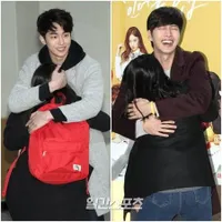 FOTO: Momen Free Hugs Park Hae Jin & Nam Joo Hyuk, Mupeng Banget!