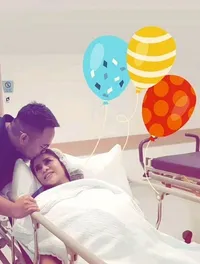 FOTO Momen Persalinan Momo Geisha di Singapura, Penuh Bahagia