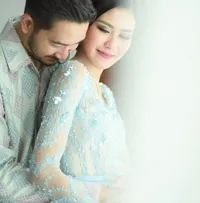 FOTO Momen Sungkem - Pakai Cincin di Acara Lamaran Syahnaz & Jeje