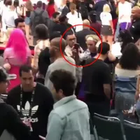 FOTO: Naik Pitam, Ketika Justin Bieber Marah & 'Hajar' Paparazzi