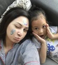FOTO: Nala, Putri Mona Ratuliu Yang Centil dan Pintar Ngaji