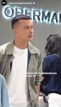 Foto Nicholas Saputra dengan Rambut Undercut, Makin Ganteng di Usia 39 dan Masih Jadi Idola Para Wanita