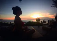 FOTO: Nikmati Sunset, Cita Citata Berbikini Hot Bikin Gagal Fokus