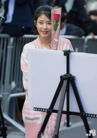 Foto Nyata Seleb Korea 100% Tanpa Editan, Tetap Good Looking
