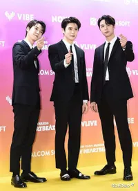 FOTO: Parade Visual di Red Carpet V LIVE Awards V HEARTBEAT 2019, Ada NCT - Afgan!