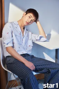 FOTO: Park Hyung Sik Cute Dengan Style Casual Jelang Musim Panas