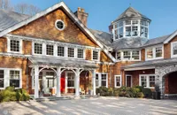 FOTO: Penampakan Rumah Mewah Bruce Willis Yang Dijual Rp 183,7 M