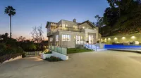 FOTO: Penampakan Rumah Mewah Rihanna, Minimalis & Bikin Mupeng!