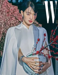 FOTO: Penampilan Cantik & Catchy Shin Min Ah Sambut Tahun 2018