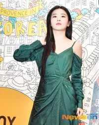FOTO: Penampilan Cantik Seulgi Red Velvet di Event L'Occitane, Langsung Curi Perhatian dan Bikin Jatuh Cinta