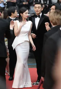 FOTO: Penampilan Jeon Jung Seo, Yoo Ah In & Steven Yeun di Cannes