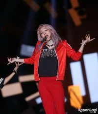 FOTO: Penampilan Keren & Energik Hyoyeon di Countdown Asian Games