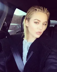 Foto: Penampilan Para Seleb Hollywood Tanpa Hair Extensions