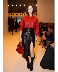 FOTO: Penampilan Perdana Krystal Pamerkan Rambut Pendeknya