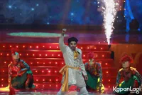 FOTO Penuh Bintang India, Inul & Depe Duet di 'Bolly Starvaganza'
