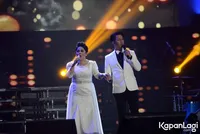 FOTO Penuh Haru, Sederet Penyanyi Gelar Konser Kenang Mike Mohede