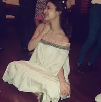 FOTO Perayaan Ulang Tahun Mouni Roy, Dapat Kado Dari Mohit Raina