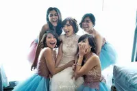 FOTO: Bridesmaid di Pernikahan Angel Chibi, Secantik Bidadari!