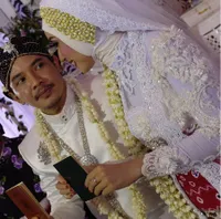 FOTO: Pernikahan Cella Kotak, Akad Nikah Memakai Adat Jawa
