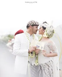 FOTO Pernikahan Jenita Janet dan Danu Sofwan, Serba Putih dengan Adat Sunda