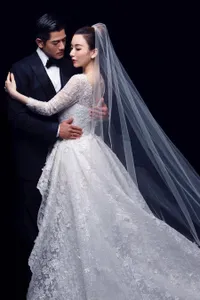 FOTO: Pernikahan Sederhana Bintang Legenda Asia Aaron Kwok