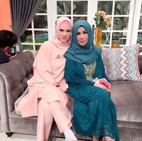 FOTO: Pesona Cantik & Awet Muda Nenek Rafathar, Amy Qanita