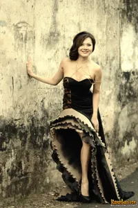 FOTO: Pesona Solena Chaniago, Bukti Transgender Bisa Cantik -Hot!
