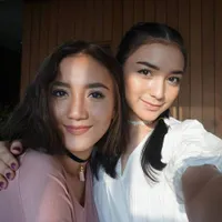 FOTO: Photoshoot Citra Kirana dan Kakak, Cantik Warna Pastel