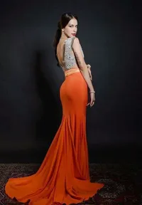 FOTO: Pose-Pose Sophia Latjuba Yoga, Rahasia Tubuh Lentur & Hot