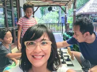 FOTO: Potret Bahagia Pongki, Sophie Navita dan Anak di Bali