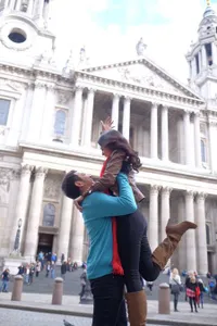 Foto: Potret Seru aMrazing Bersama Para Casts 'LONDON LOVE STORY'