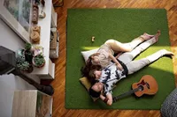FOTO: Prewedding Indra THE TITANS & Seruni, Simple Tapi Sweet!