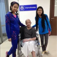 FOTO: Prihatin, Nabila Syakieb Besuk Yana Zein di Rumah Sakit