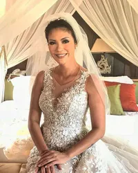FOTO Prosesi Pemberkatan Nikah Aline Adita dan James, Romantis!