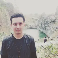 FOTO Rahadian, Adik Ganteng & Keren Omesh Yang Baru Saja Tunangan