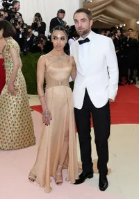 FOTO: Red Carpet Met Gala 2016, Dari Mewah Sampai Unik & Aneh
