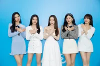 Foto Red Velvet di Preskon Comeback 'Feel My Rhythm', Semuanya Bagaikan Princess